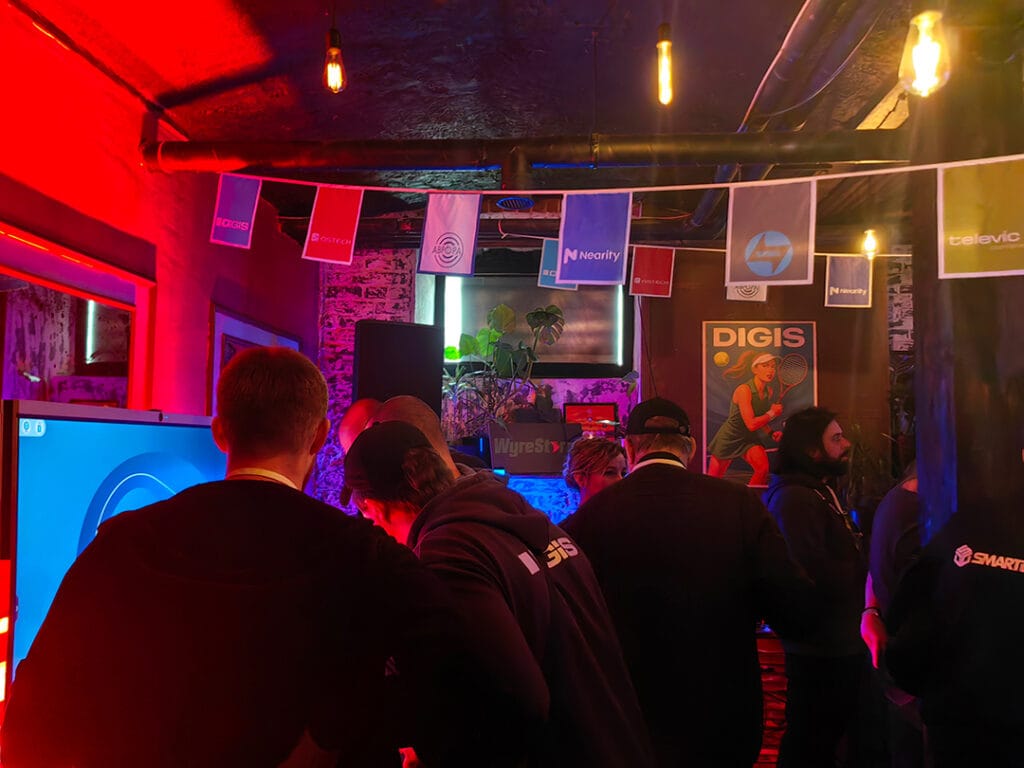 فريق JAV Smart Board في عام 2025 PRO Integration Tech