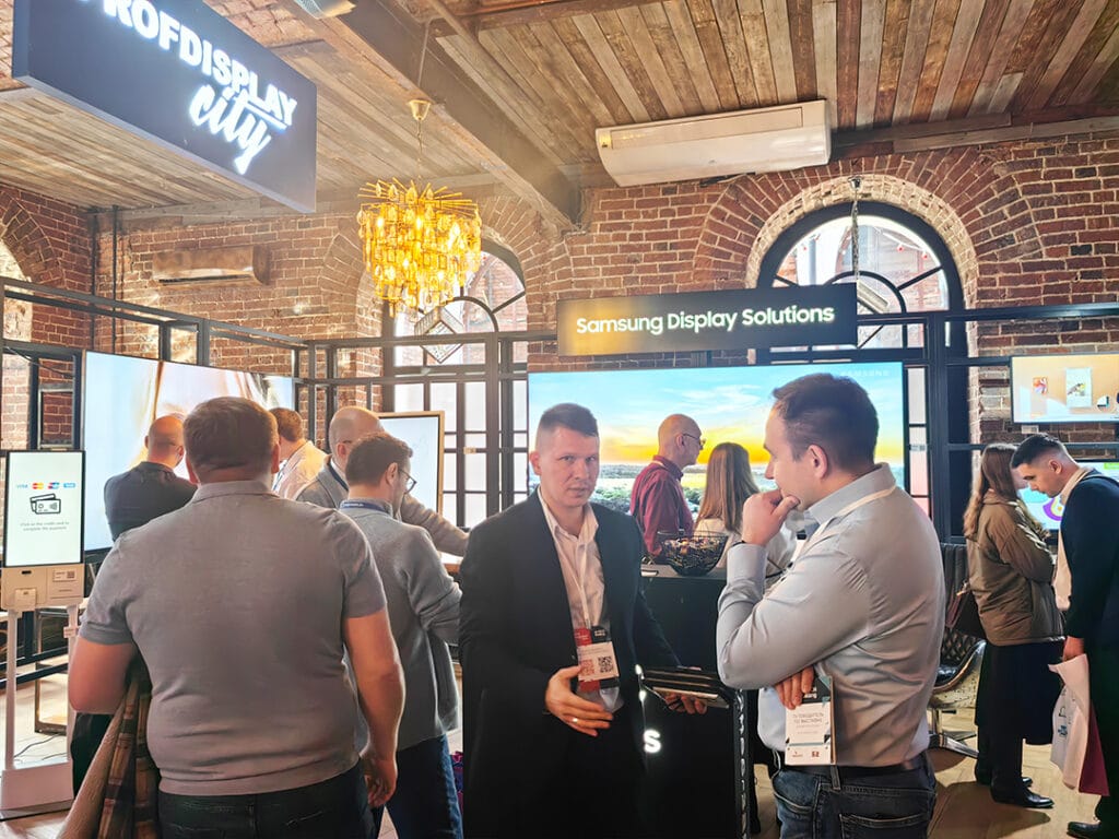 صورة للجزء الداخلي من جهاز 2025 PRO Integration Tech